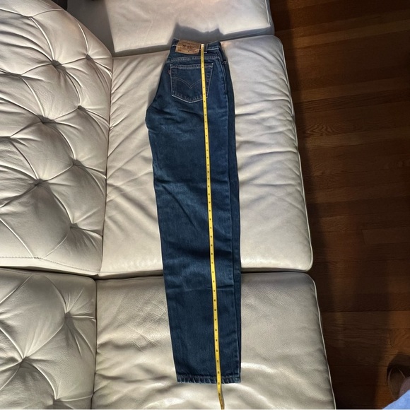 MOVING SALE! Vintage Levi jeans 550 - Picture 7 of 7